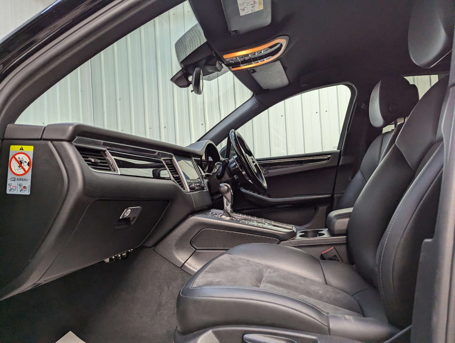 Used Porsche Macan 2017 for sale - 76005363: Photo 55