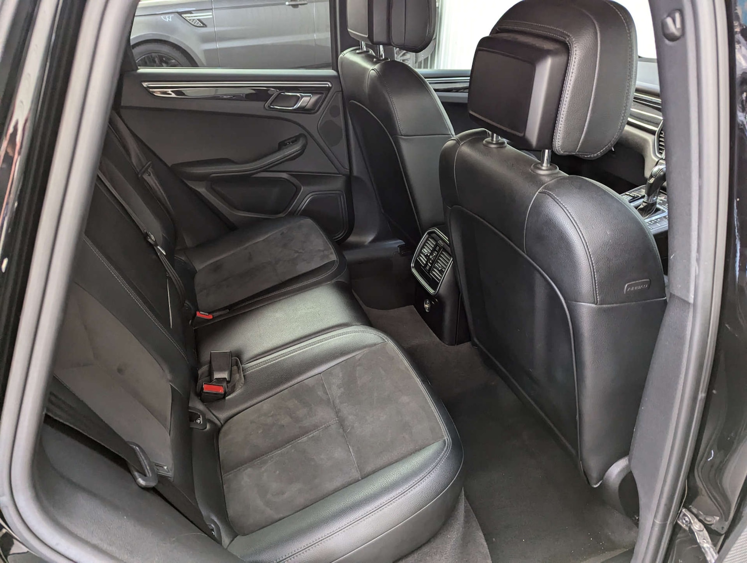 Used Porsche Macan 2017 for sale - 76005363: Photo 60
