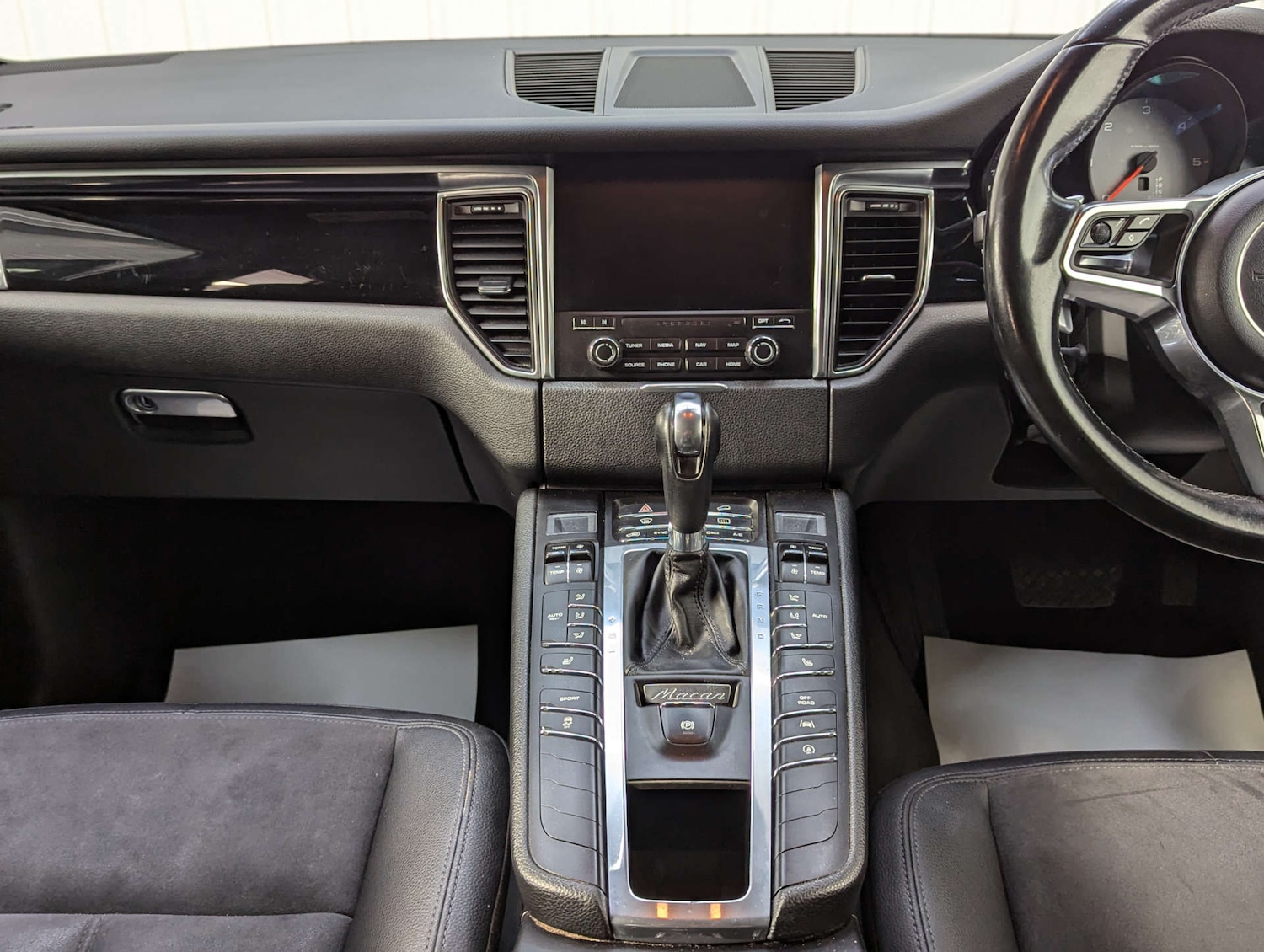 Used Porsche Macan 2017 for sale - 76005363: Photo 83