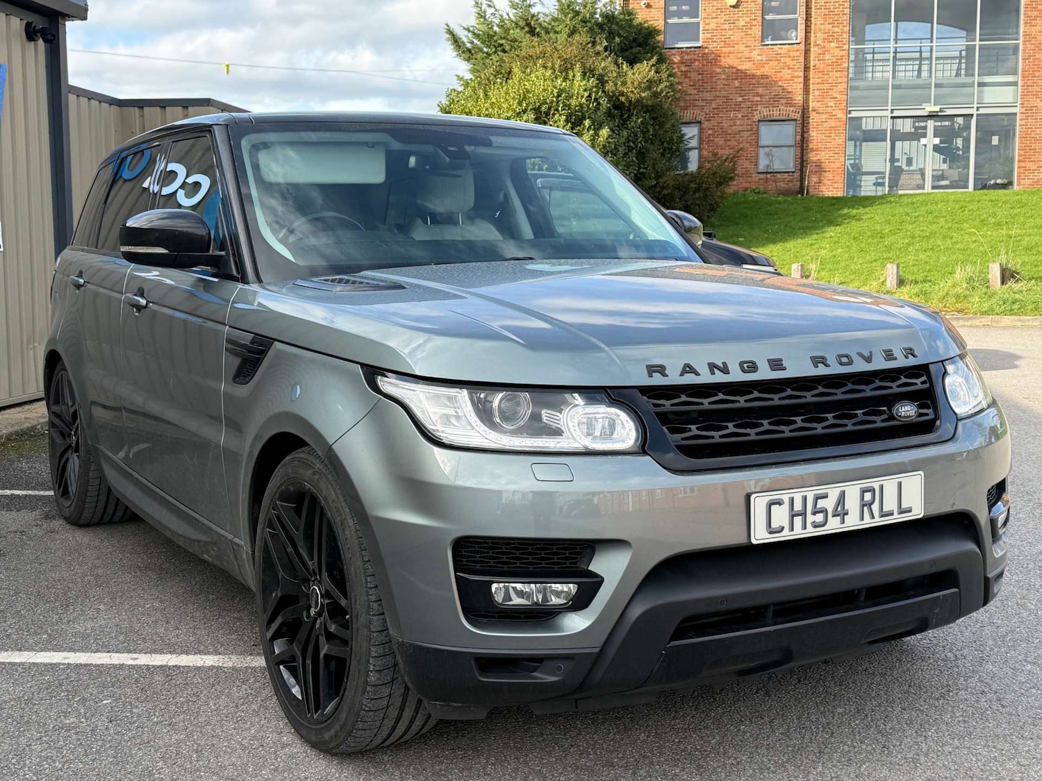 Used Land Rover Range Rover Sport 2015 for sale - 77636183: Photo 3