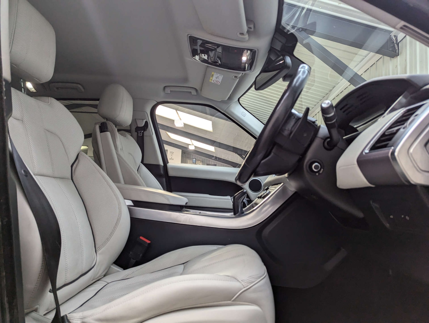 Used Land Rover Range Rover Sport 2015 for sale - 77636183: Photo 48