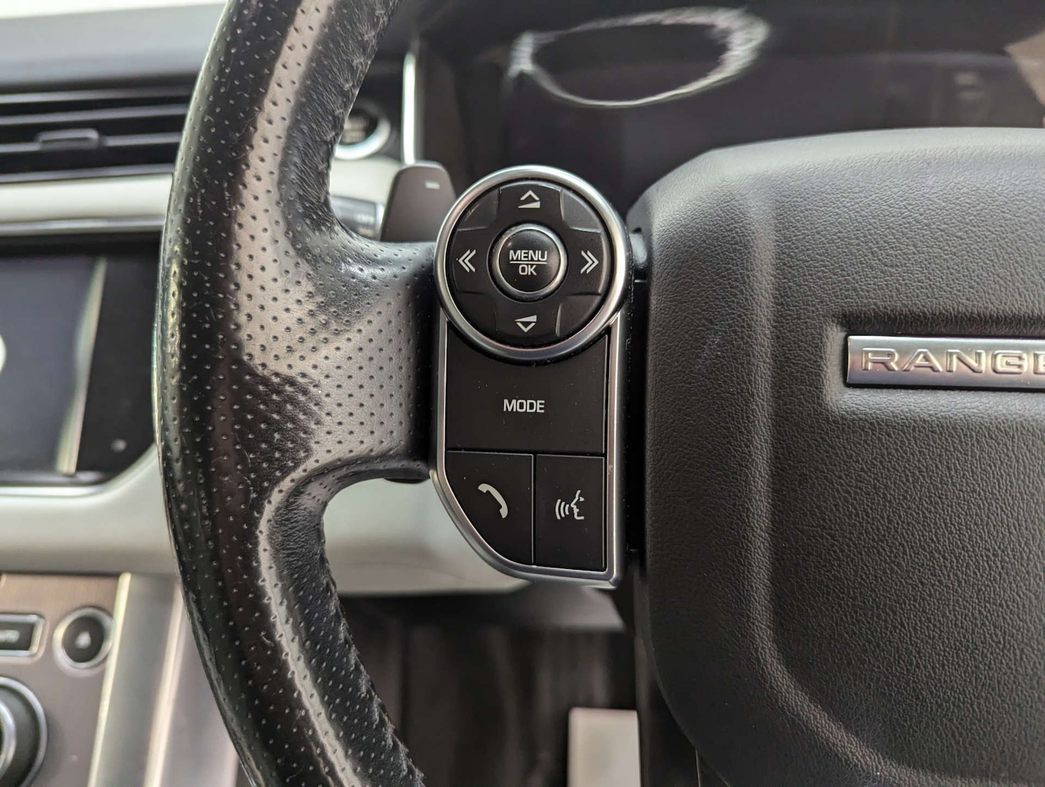 Used Land Rover Range Rover Sport 2015 for sale - 77636183: Photo 74