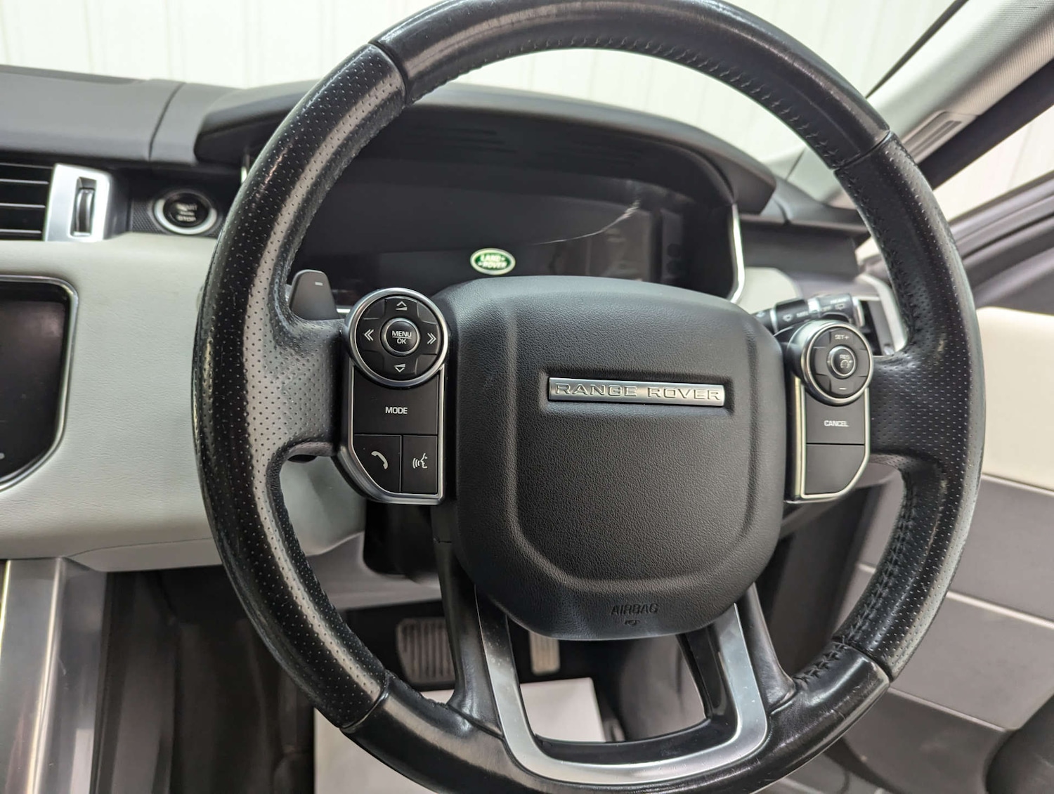 Used Land Rover Range Rover Sport 2015 for sale - 77636183: Photo 79