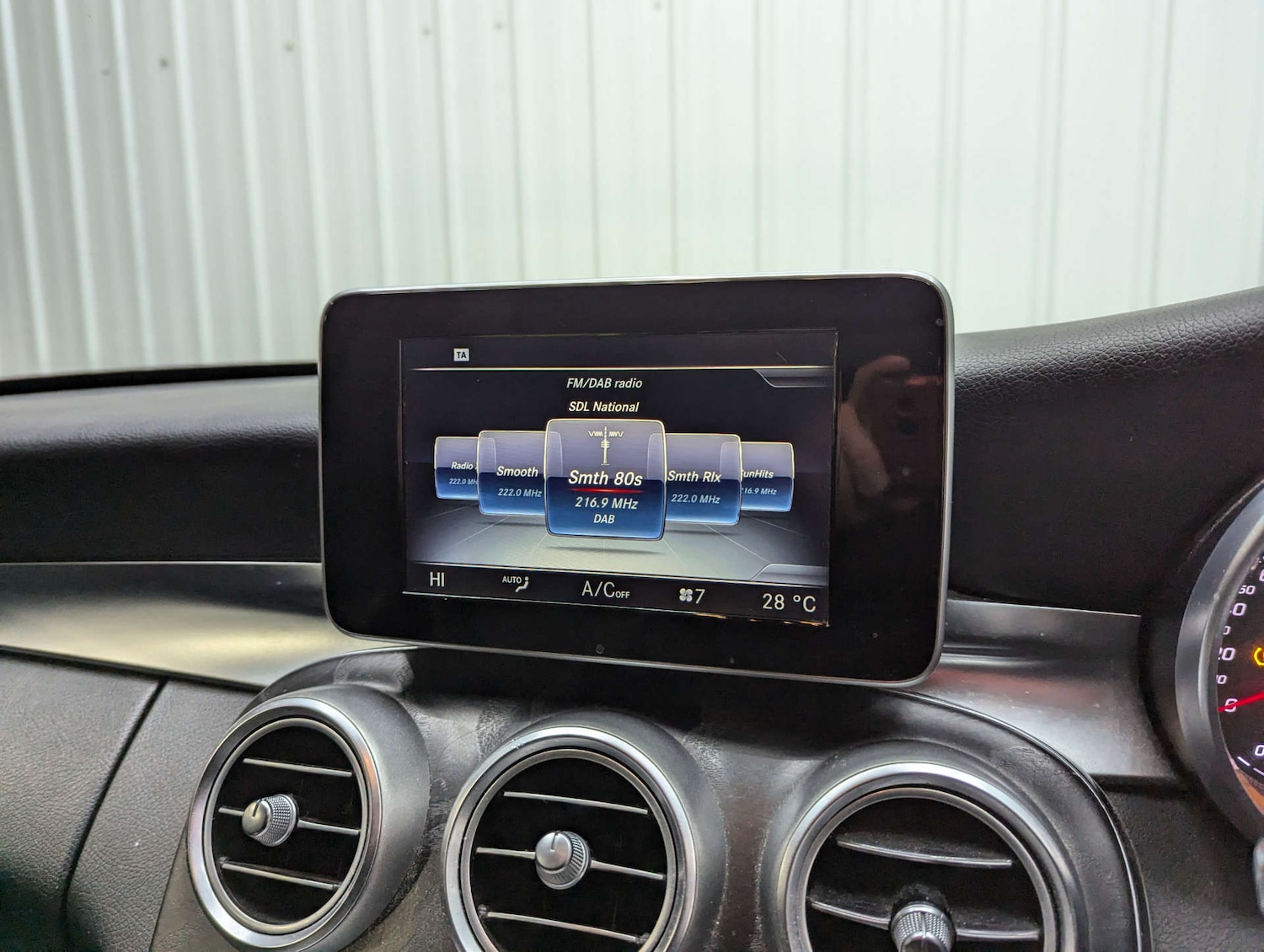 Used Mercedes-Benz C Class 2017 for sale - 77797076: Photo 84