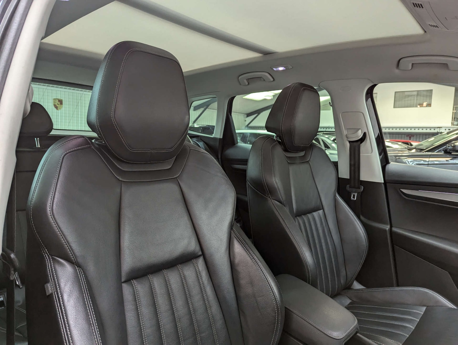 Used Skoda Karoq 2018 for sale - 77139235: Photo 50