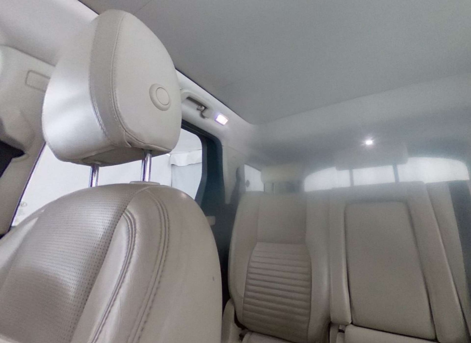 Used Land Rover Discovery Sport 2017 for sale - 77200677: Photo 15