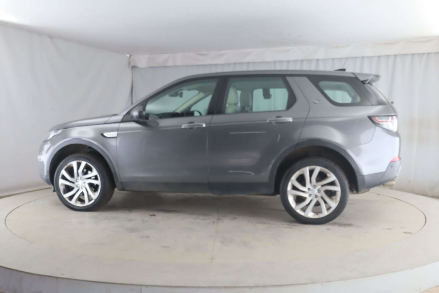 Used Land Rover Discovery Sport 2017 for sale - 77200677: Photo 19