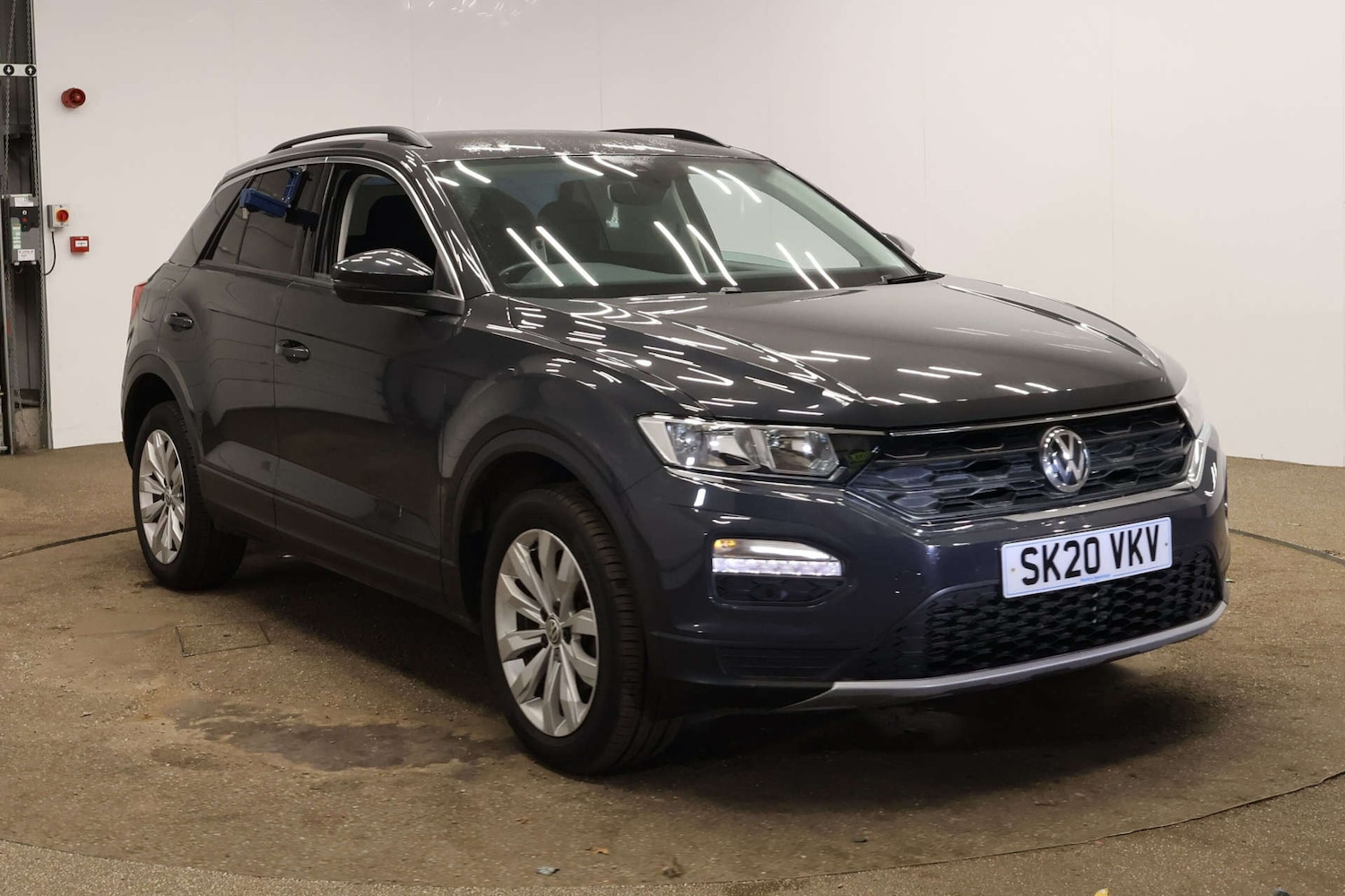 Used Volkswagen T-Roc 2020 for sale - 78038601: Photo 1