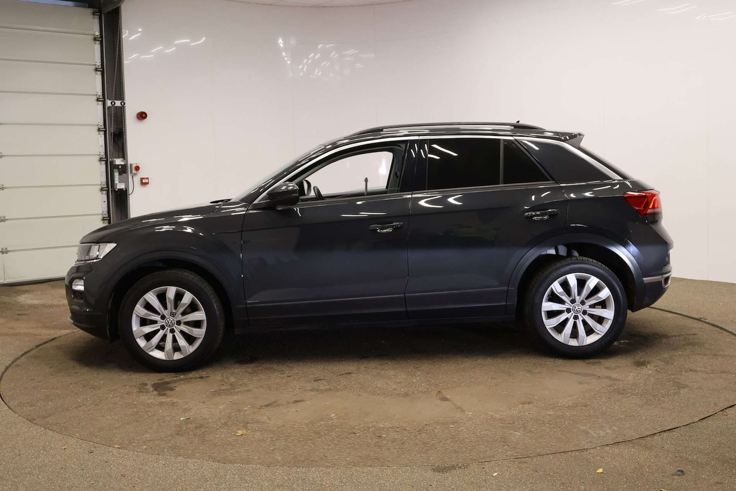 Used Volkswagen T-Roc 2020 for sale - 78038601: Photo 13