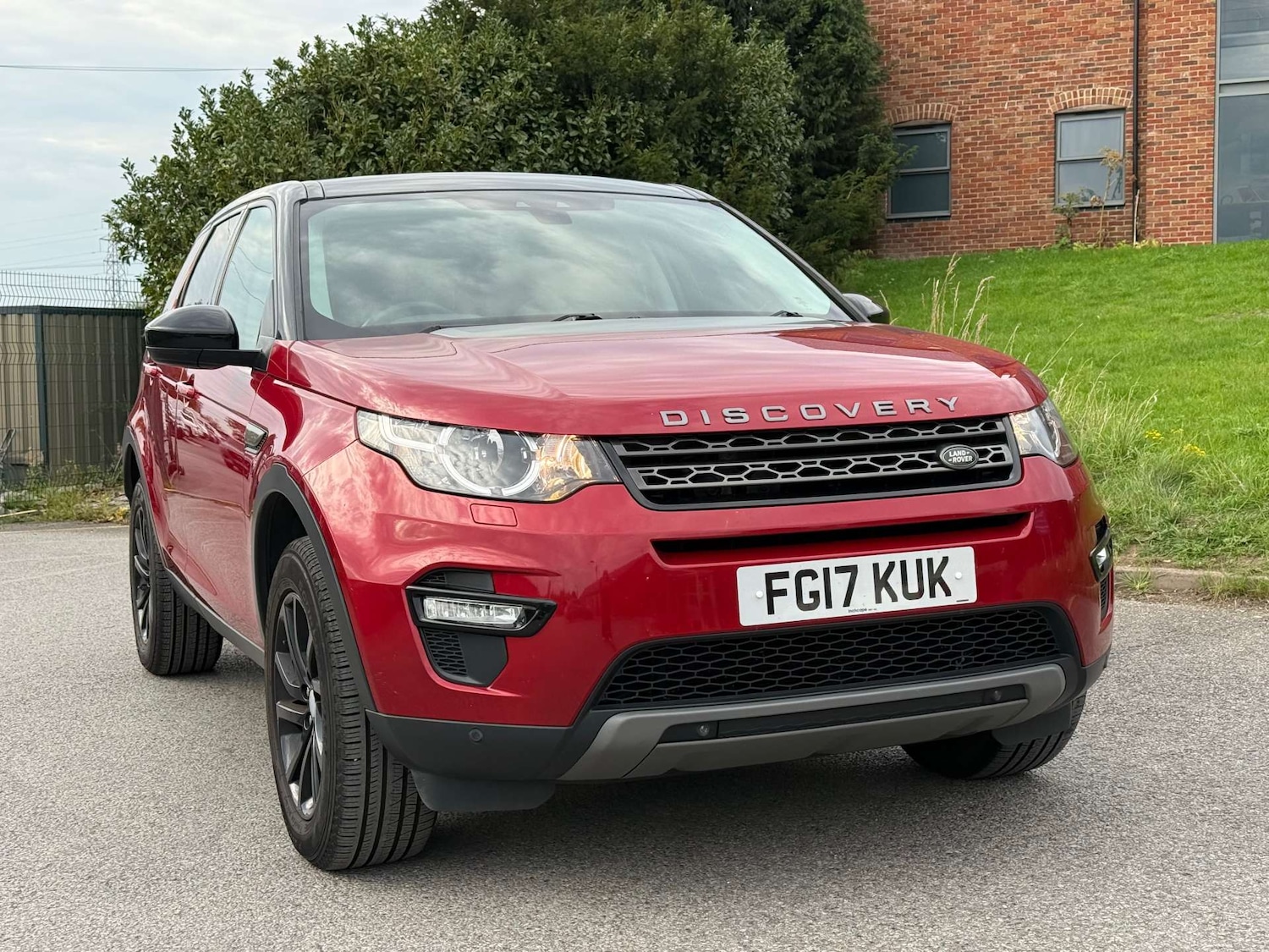 Used Land Rover Discovery Sport 2017 for sale - 76113773: Photo 5