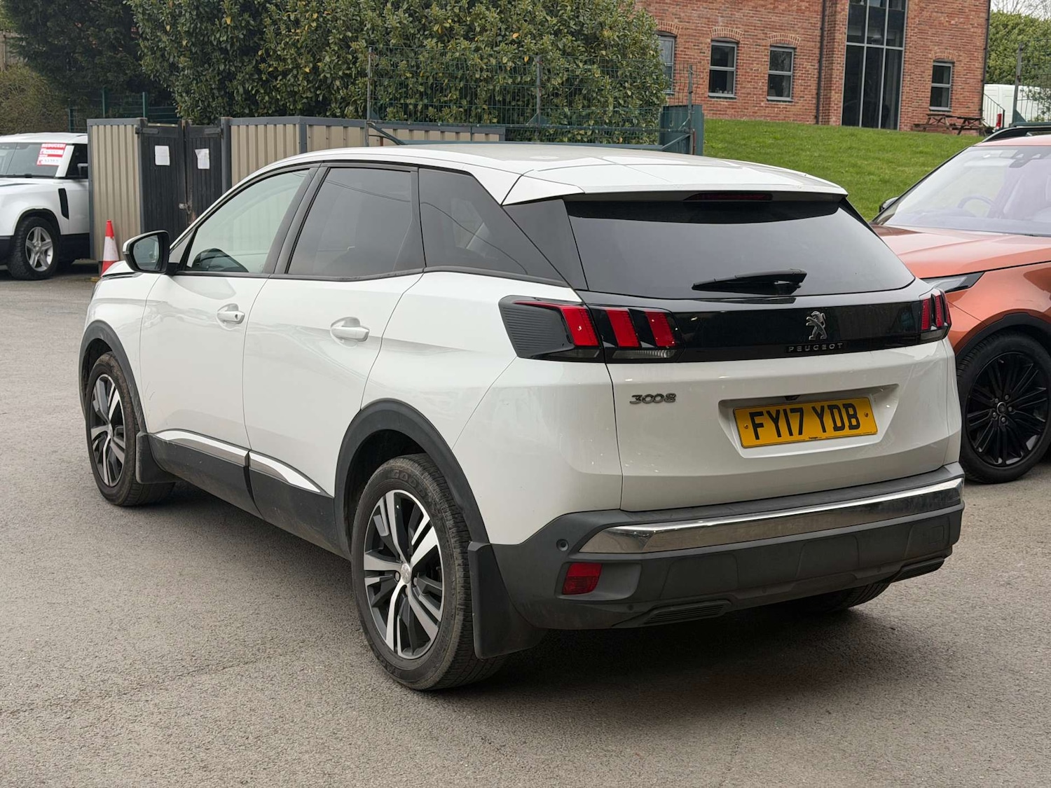 Used Peugeot 3008 2017 for sale - 77995250: Photo 13