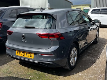 Used Volkswagen Golf 2021 for sale - 78703832: Photo