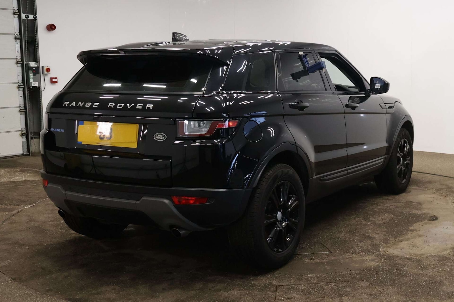 Used Land Rover Range Rover Evoque 2018 for sale - 77541321: Photo 11