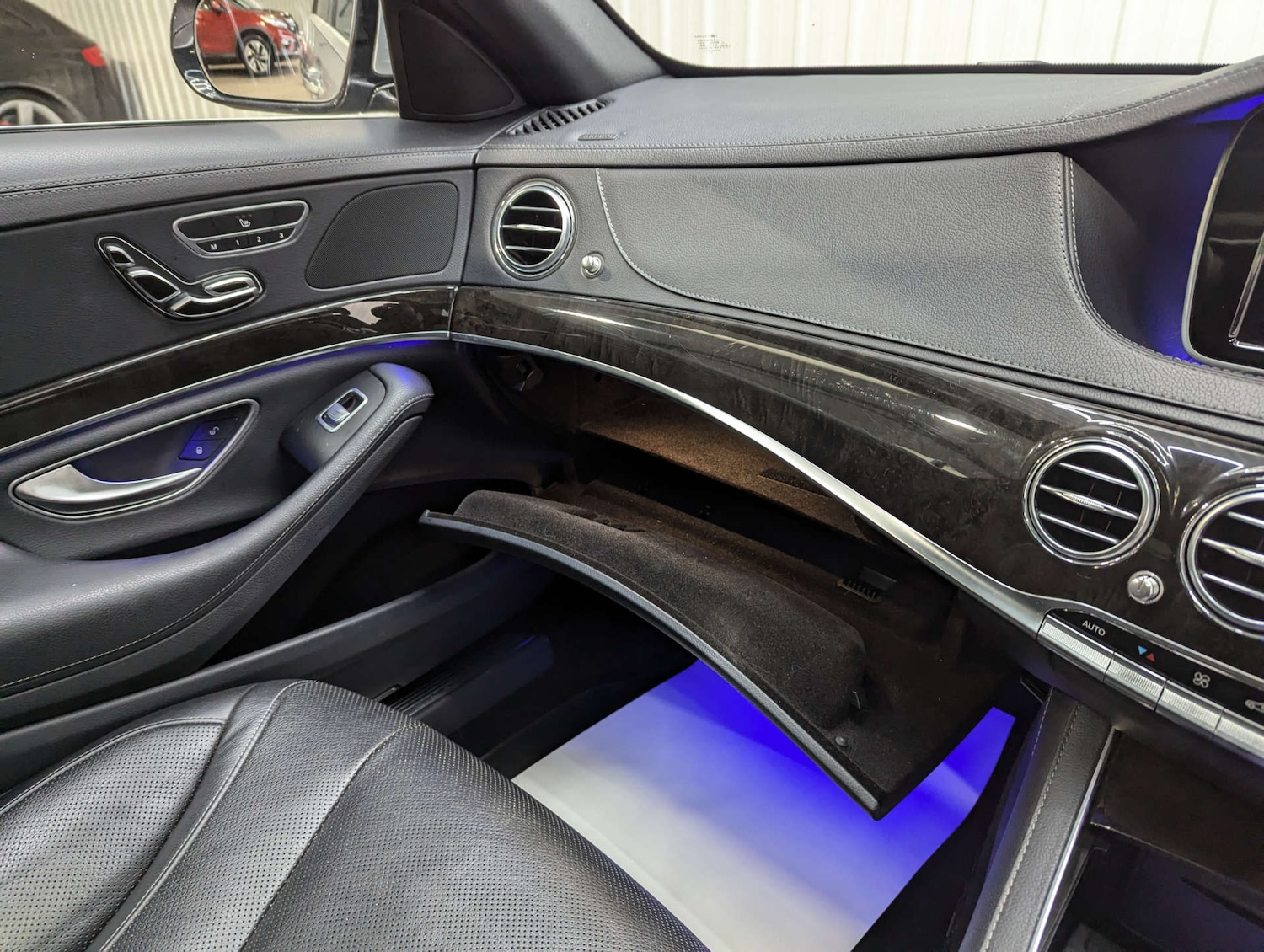 Used Mercedes-Benz S Class 2014 for sale - 77640515: Photo 85