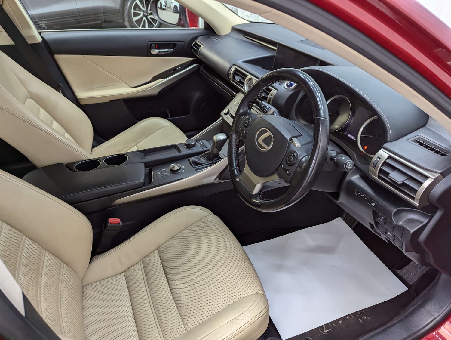 Used Lexus IS 2015 for sale - 76600627: Photo 49