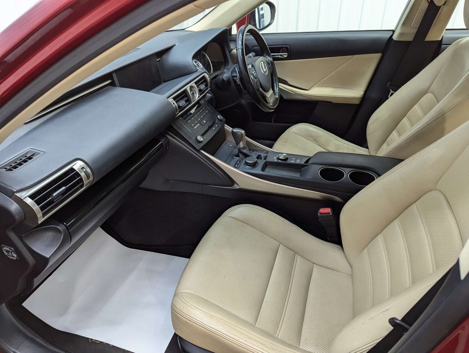 Used Lexus IS 2015 for sale - 76600627: Photo 54