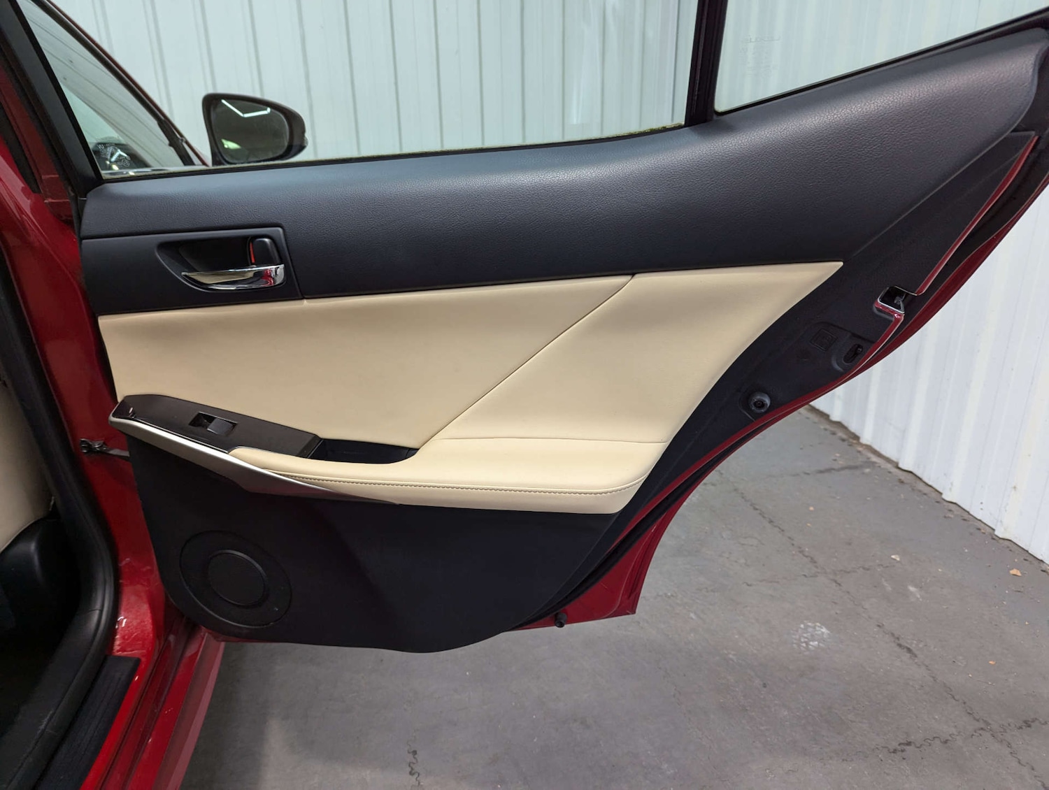 Used Lexus IS 2015 for sale - 76600627: Photo 65