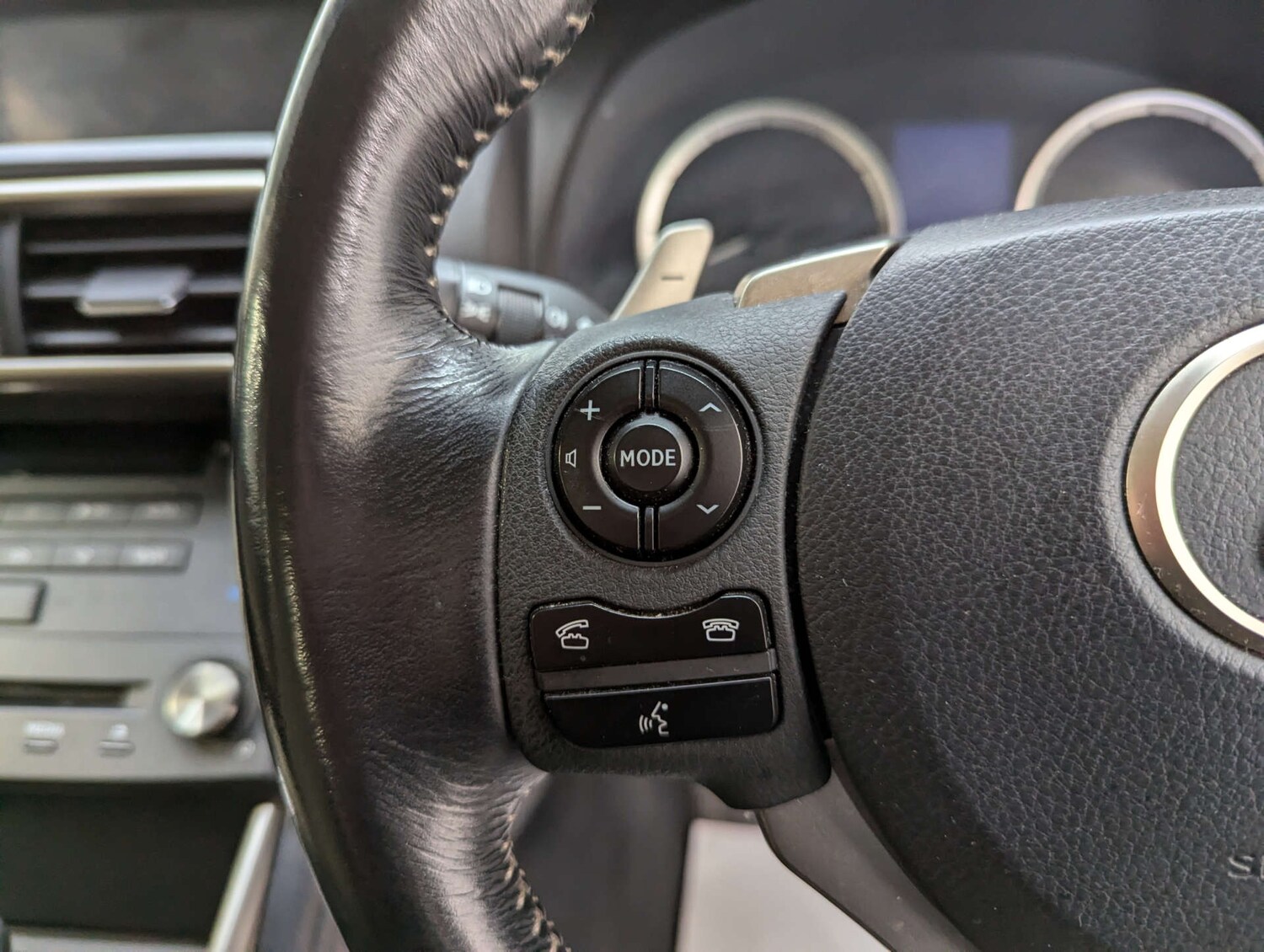 Used Lexus IS 2015 for sale - 76600627: Photo 73