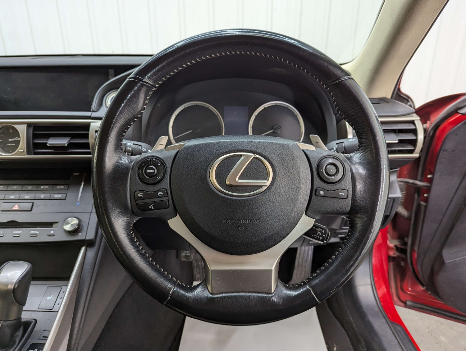 Used Lexus IS 2015 for sale - 76600627: Photo 74