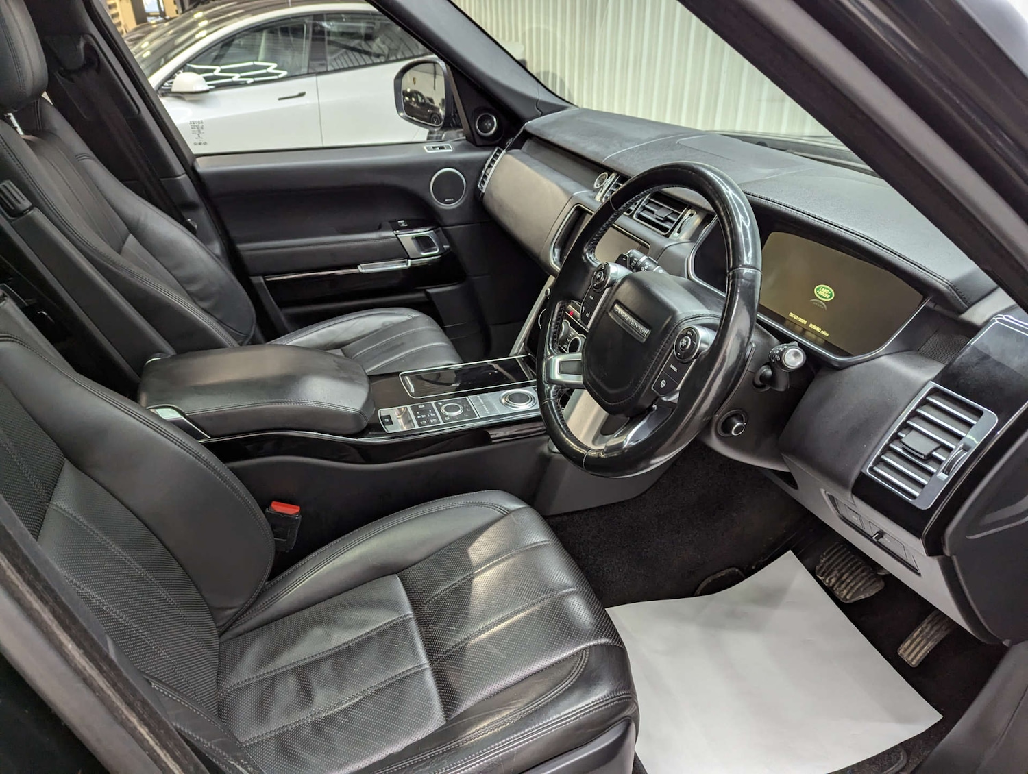 Used Land Rover Range Rover 2016 for sale - 76834617: Photo 49