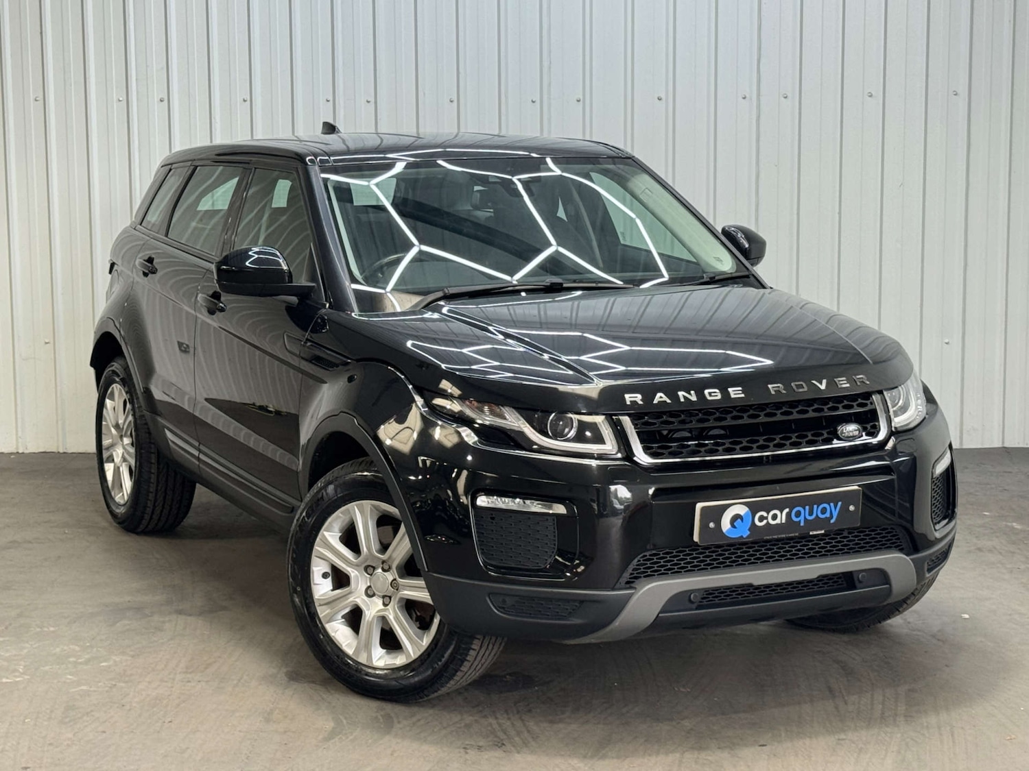 Used Land Rover Range Rover Evoque 2017 for sale - 77245626: Photo 5