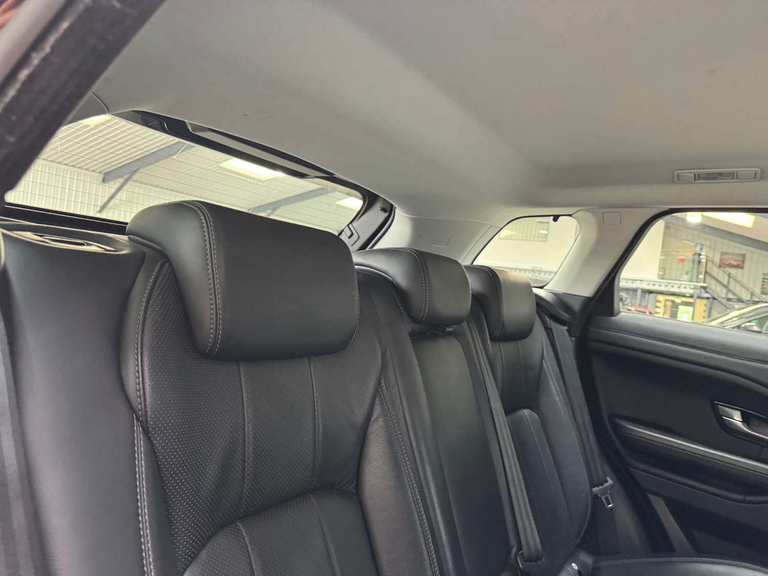 Used Land Rover Range Rover Evoque 2017 for sale - 77245626: Photo 65