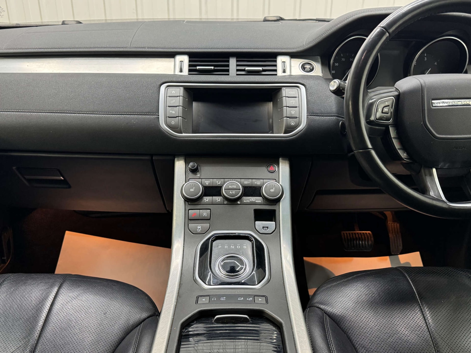 Used Land Rover Range Rover Evoque 2017 for sale - 77245626: Photo 82