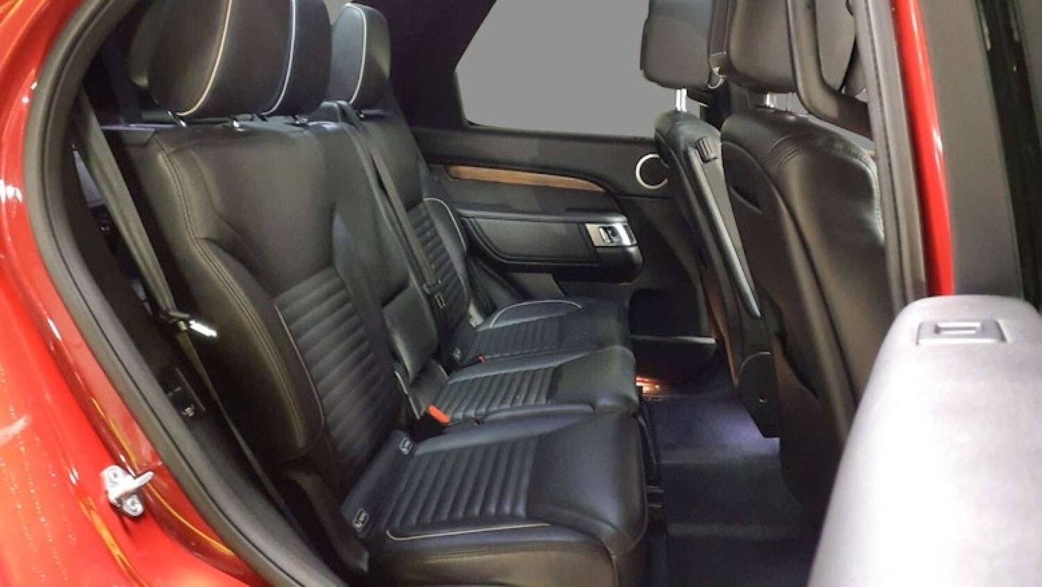 Used Land Rover Discovery 2017 for sale - 76699685: Photo 19