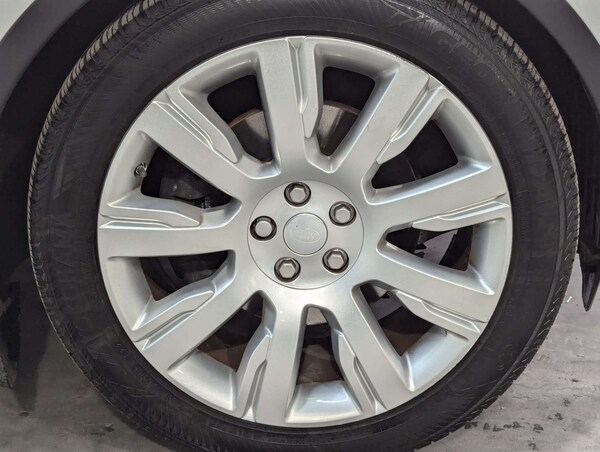 Used Land Rover Discovery 2018 for sale - 76275264: Photo 31