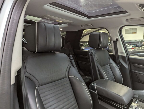 Used Land Rover Discovery 2018 for sale - 76275264: Photo 49
