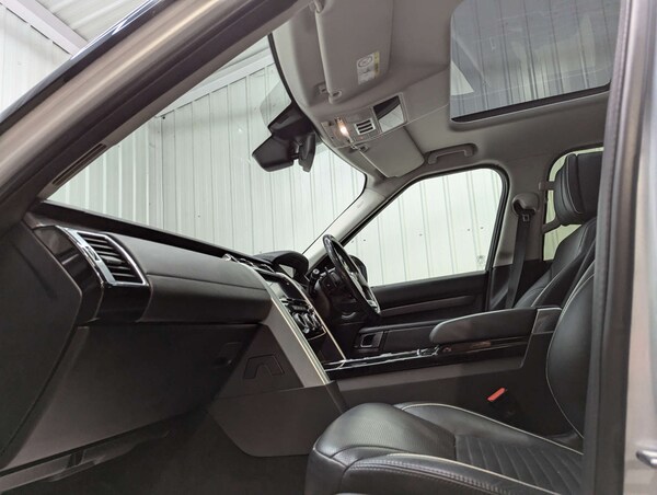 Used Land Rover Discovery 2018 for sale - 76275264: Photo 53