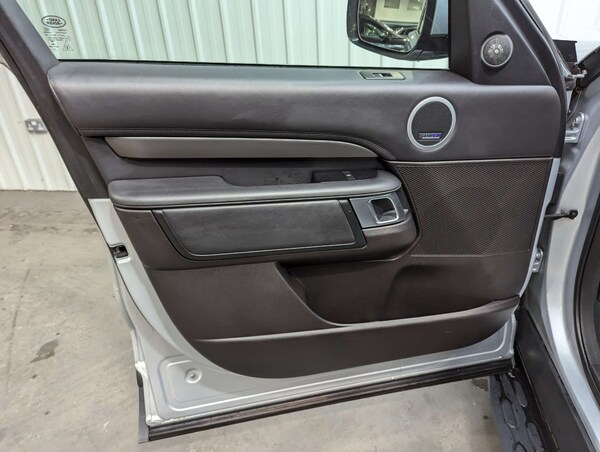 Used Land Rover Discovery 2018 for sale - 76275264: Photo 57