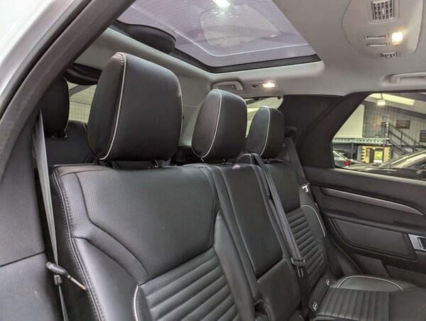 Used Land Rover Discovery 2018 for sale - 76275264: Photo 60