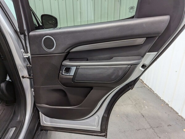 Used Land Rover Discovery 2018 for sale - 76275264: Photo 62