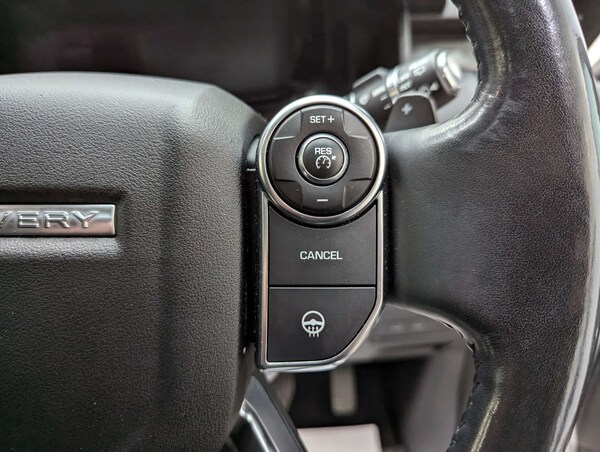 Used Land Rover Discovery 2018 for sale - 76275264: Photo 74