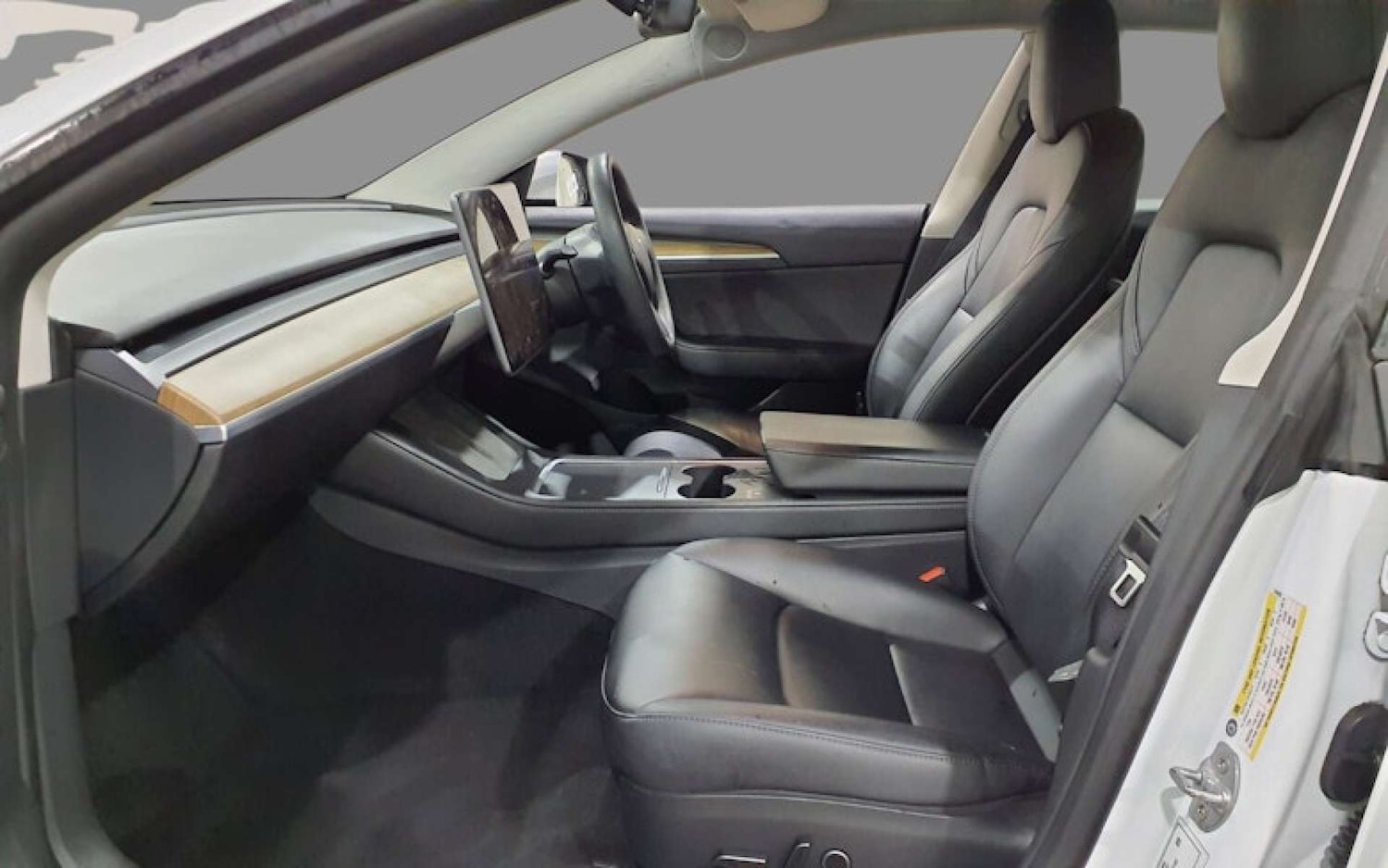 Used Tesla Model 3 2021 for sale - 76940202: Photo 4