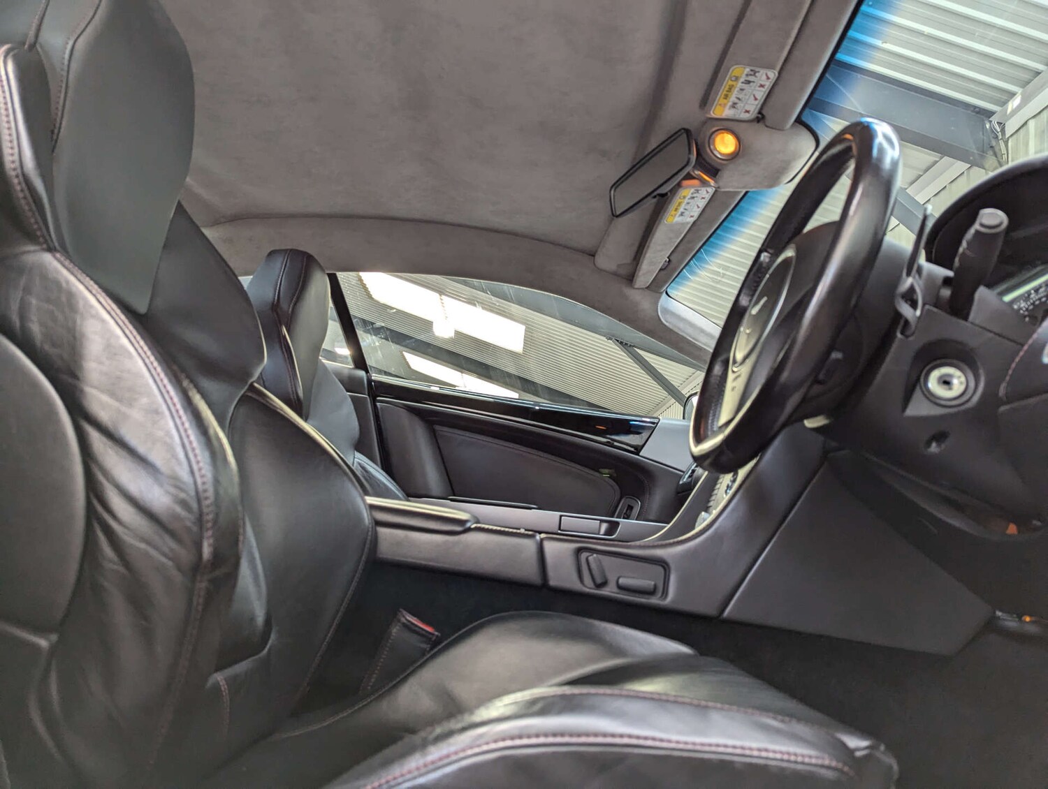 Used Aston Martin DB9 2006 for sale - 76369443: Photo 52