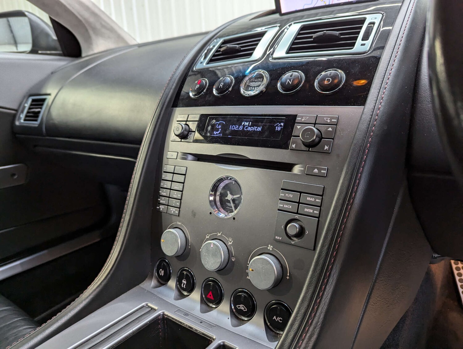 Used Aston Martin DB9 2006 for sale - 76369443: Photo 72