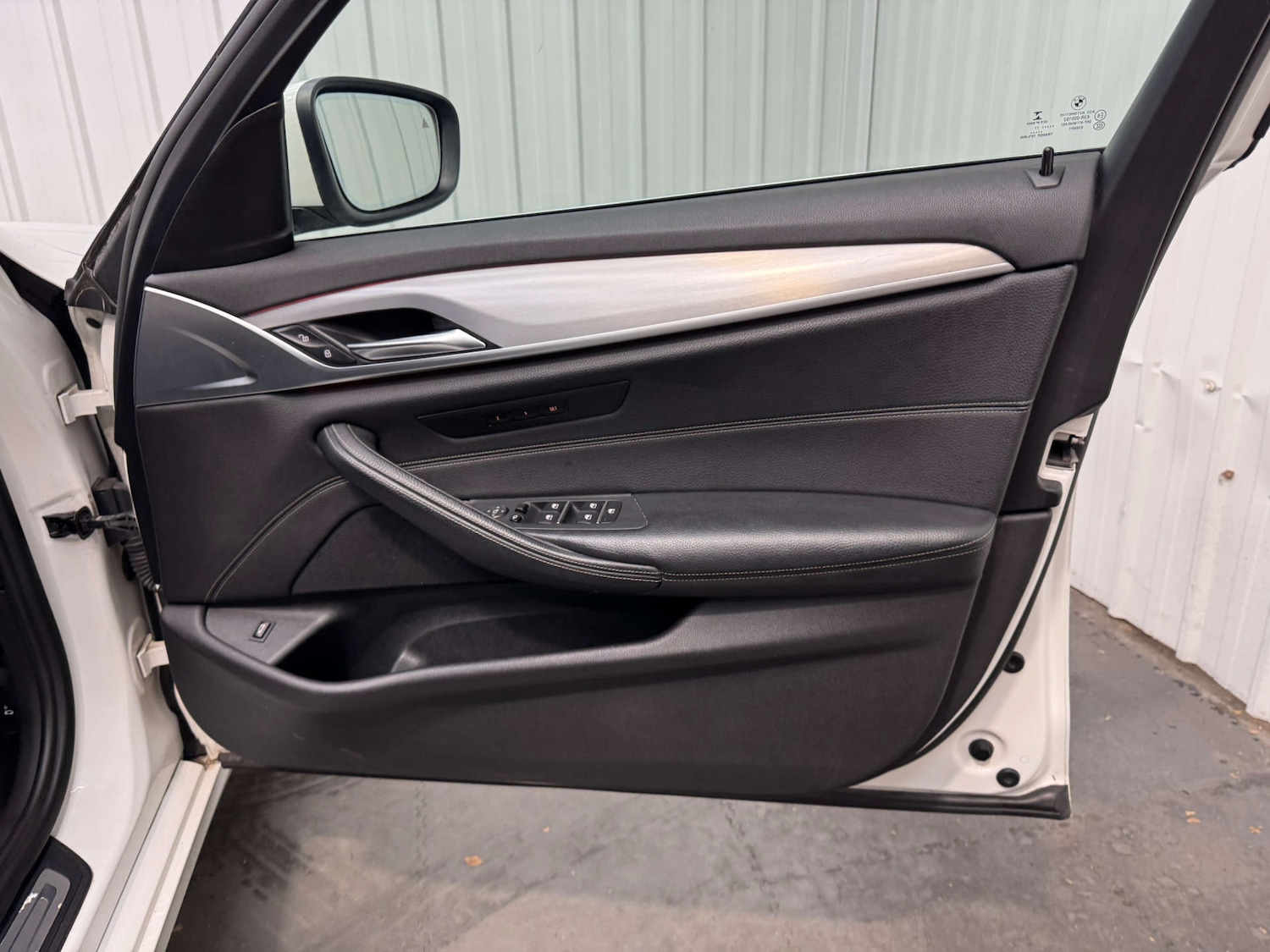 Used BMW 5 Series 2017 for sale - 76600753: Photo 54