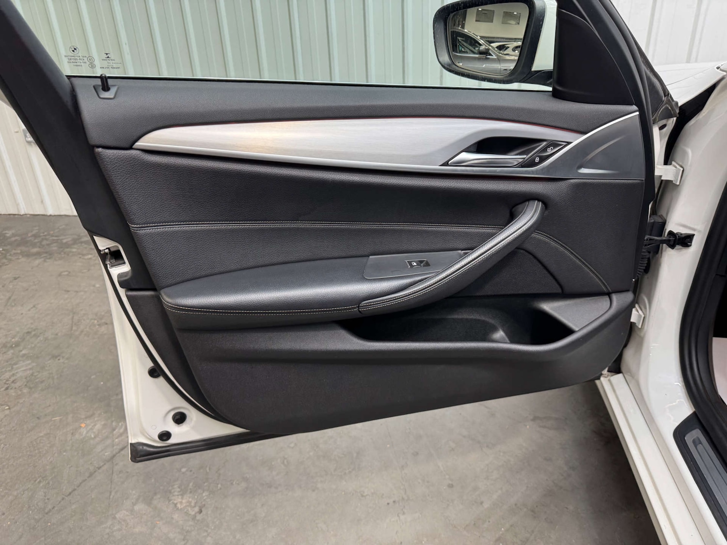 Used BMW 5 Series 2017 for sale - 76600753: Photo 60