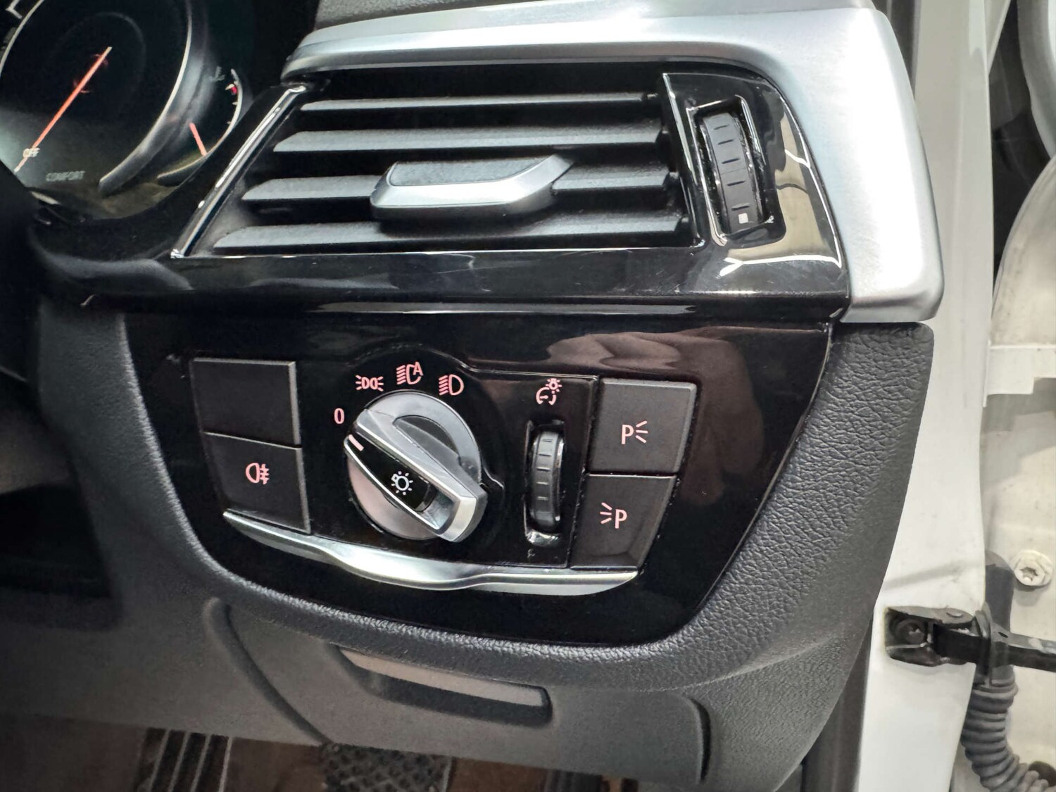 Used BMW 5 Series 2017 for sale - 76600753: Photo 81