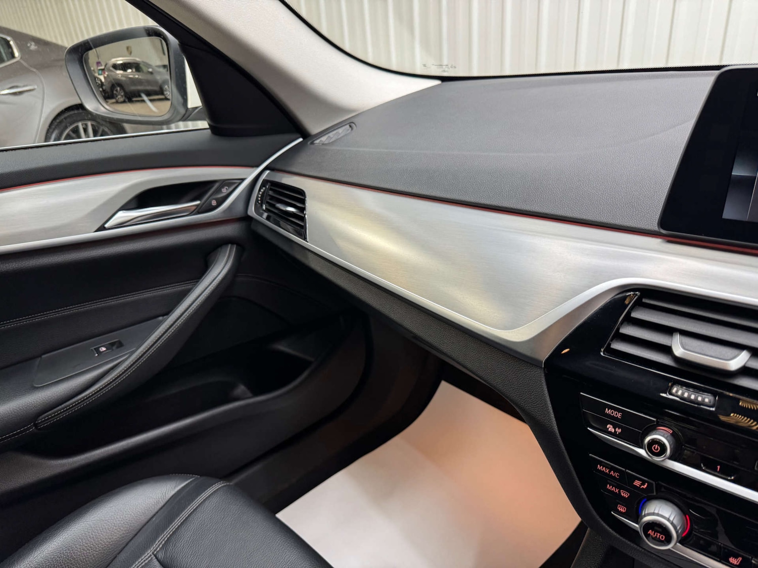 Used BMW 5 Series 2017 for sale - 76600753: Photo 92