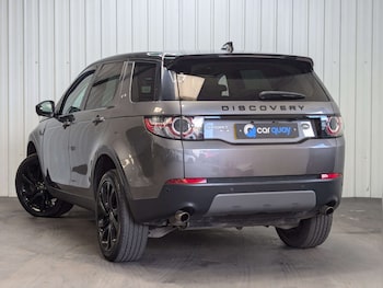 Used Land Rover Discovery Sport 2017 for sale - 75836628: Photo