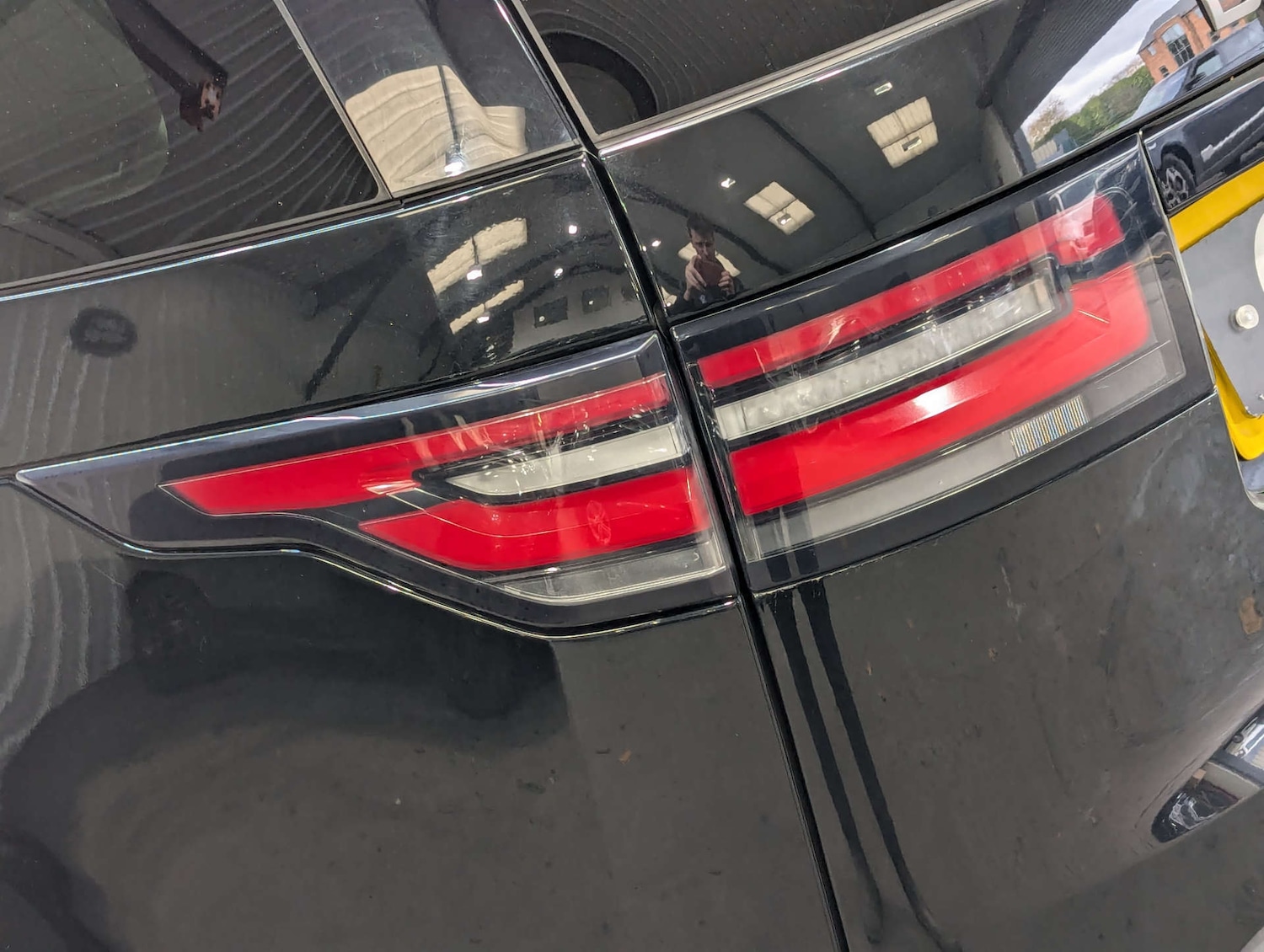 Used Land Rover Discovery 2017 for sale - 76830138: Photo 41