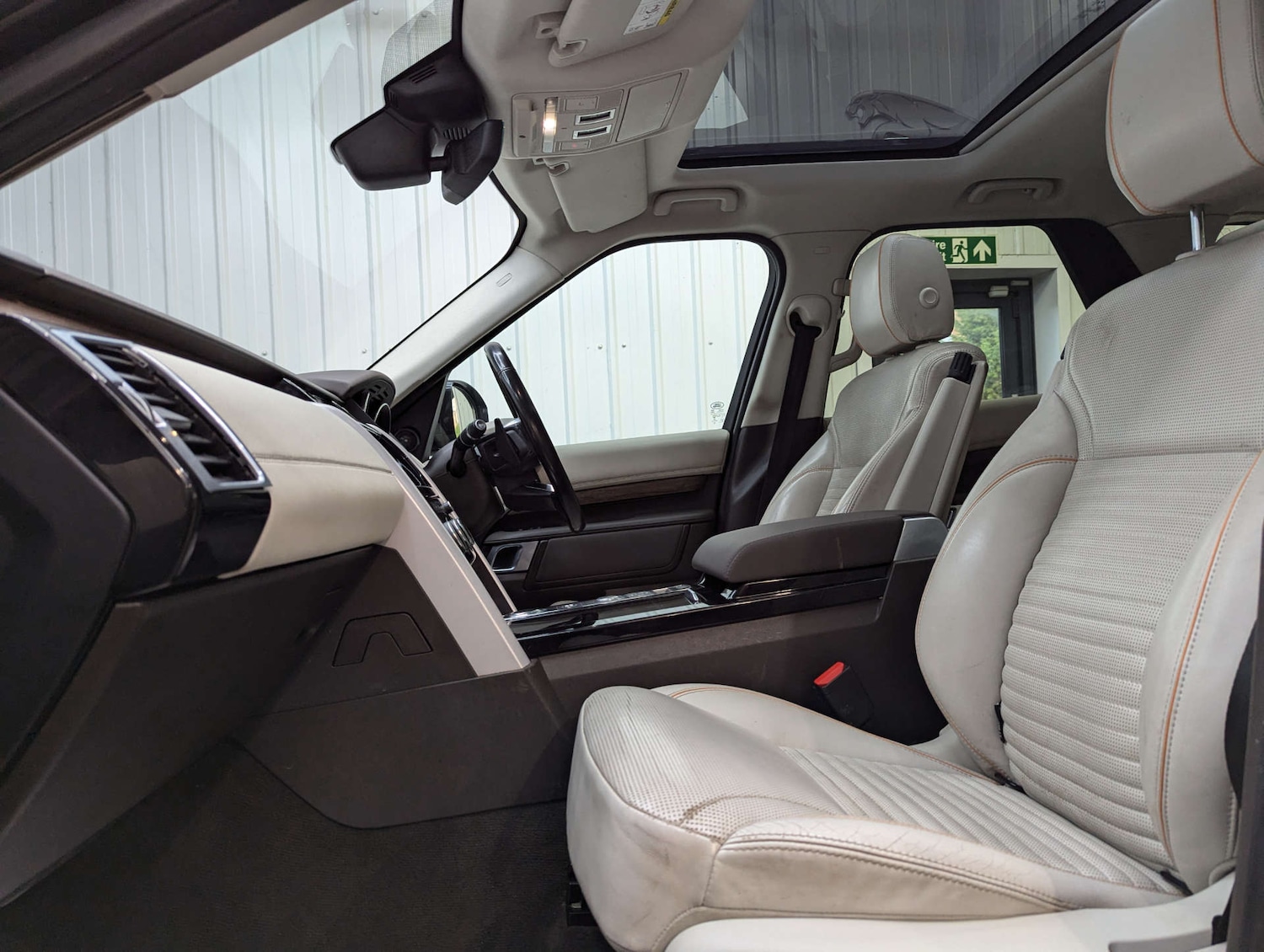 Used Land Rover Discovery 2017 for sale - 76830138: Photo 57