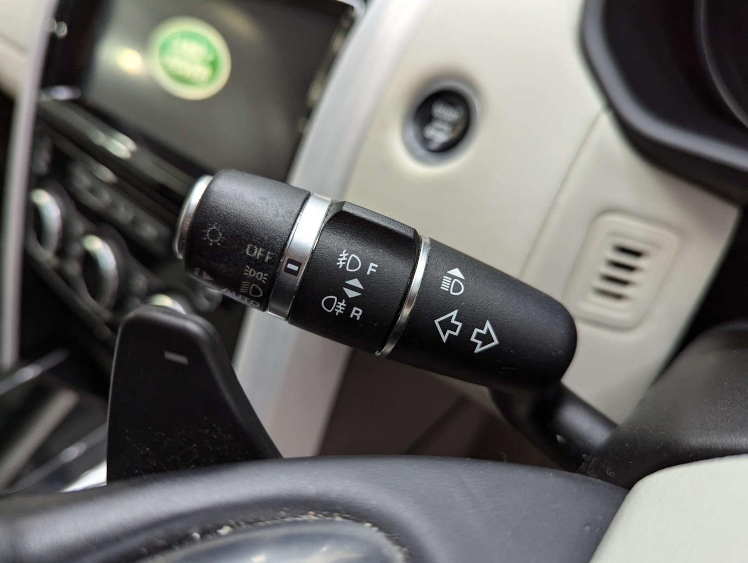 Used Land Rover Discovery 2017 for sale - 76830138: Photo 74