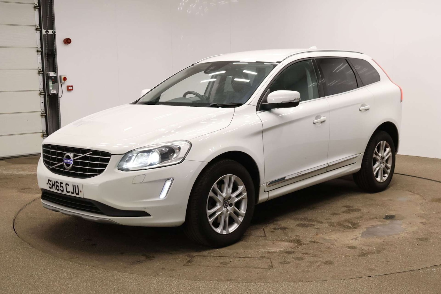 Used Volvo XC60 2015 for sale - 77022523: Photo 17