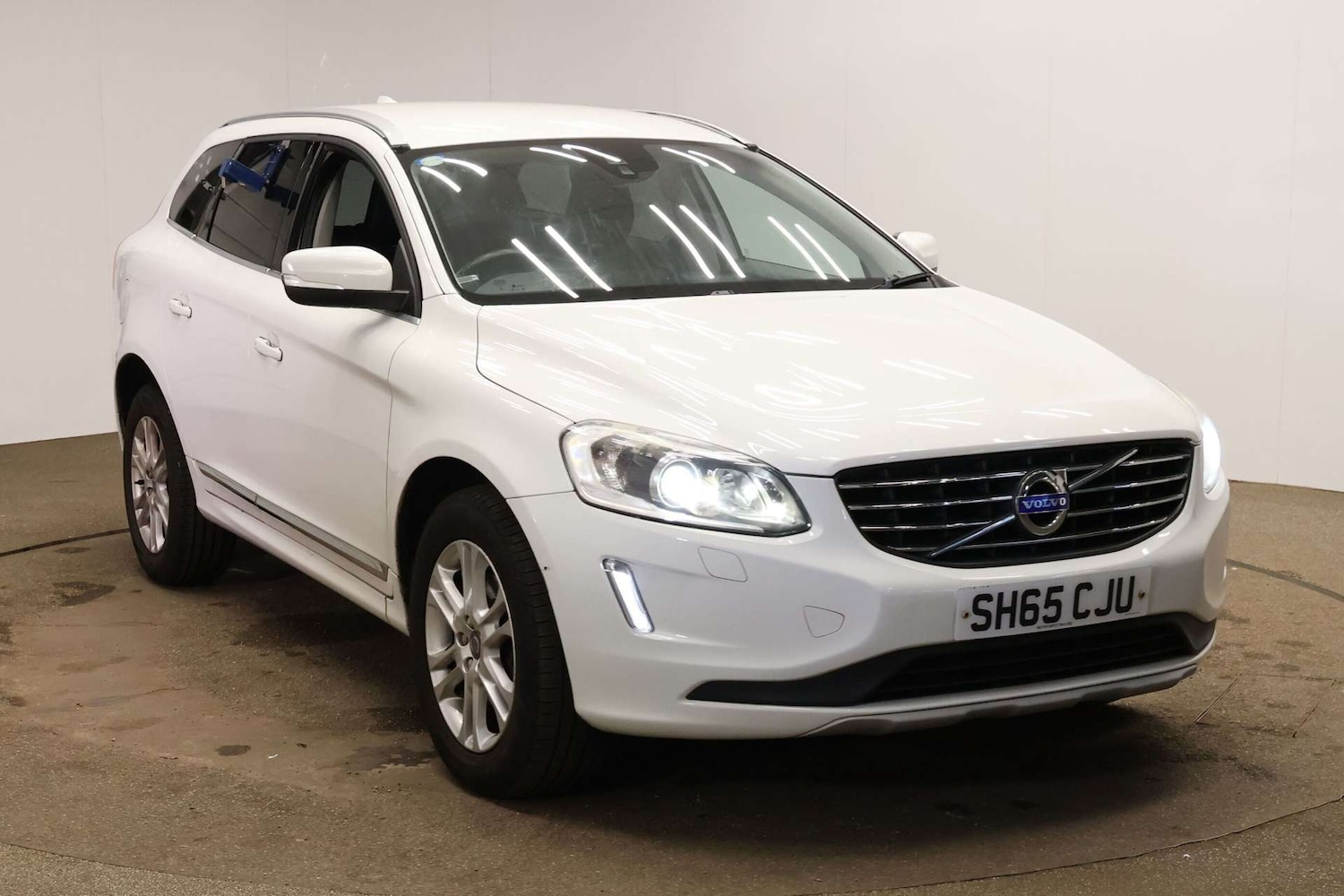Used Volvo XC60 2015 for sale - 77022523: Photo 23
