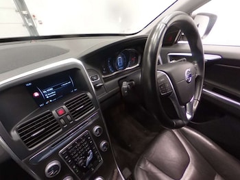 Used Volvo XC60 2015 for sale - 77022523: Photo