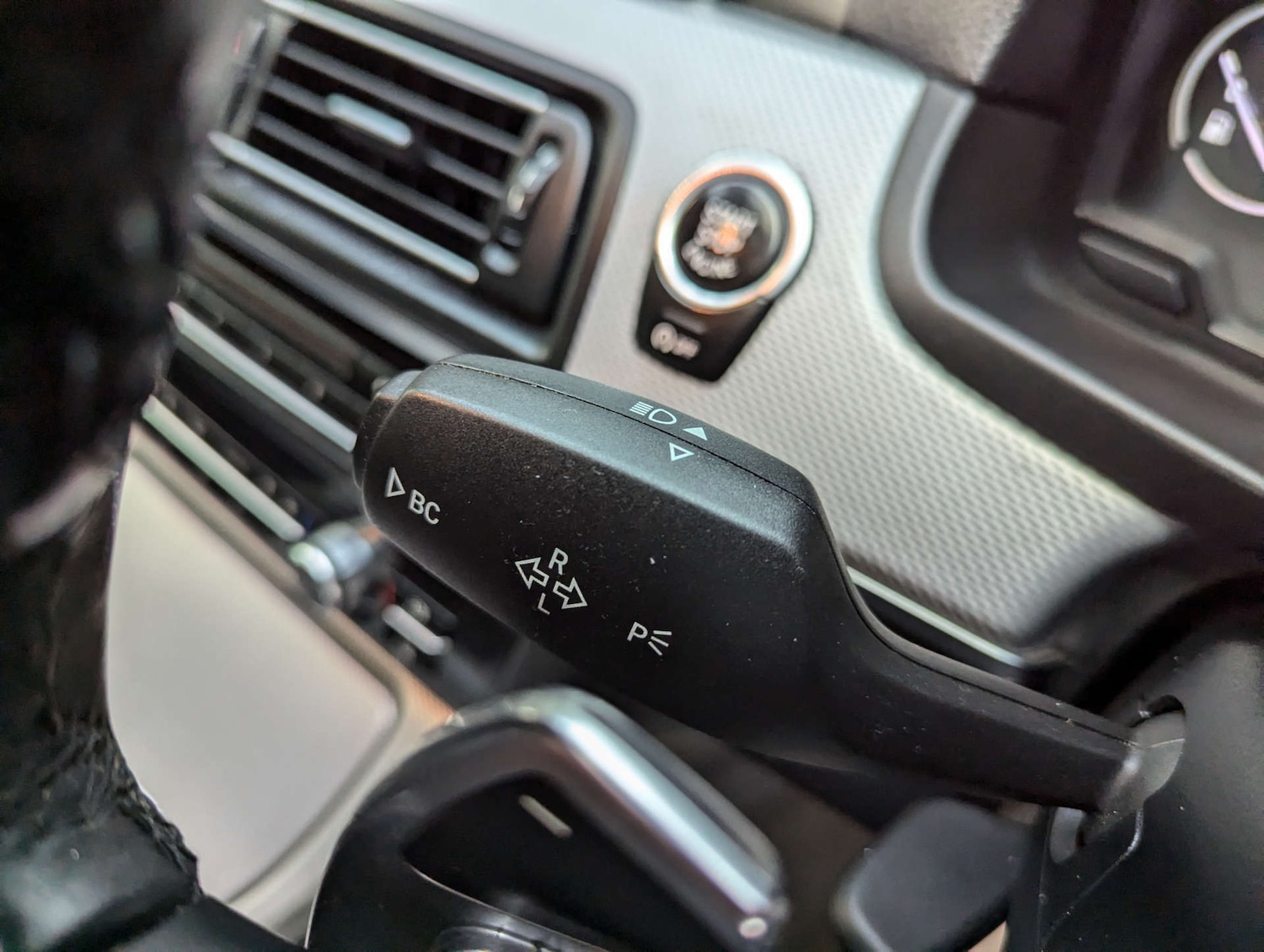 Used BMW 5 Series 2016 for sale - 77833220: Photo 71